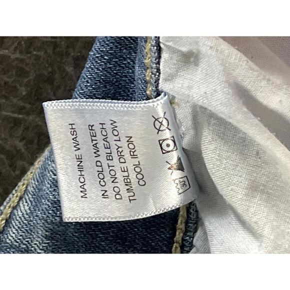 Judy Blue Women's Distressed Blue Denim Jeans With Camo Accents and Cuffs 14W - Picture 8 of 9